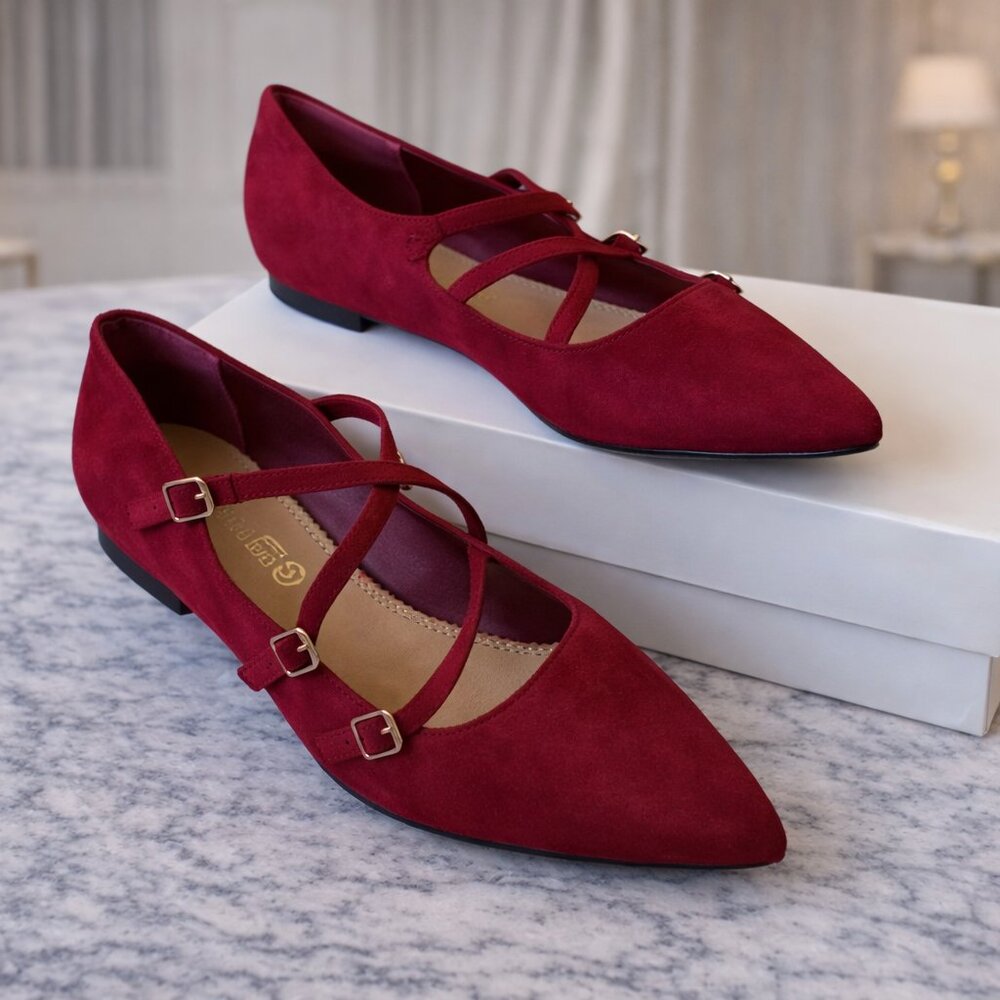 👟 NWOT Restricted Women’s Burgundy Suede Loafers – Size 8.5